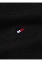 Camiseta Negra Con Cuello En V Tommy Hilfiger de Tommy Hilfiger
