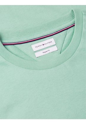 Camiseta Verde De Cuello Redondo Con Logo Bordado Tommy Hilfiger