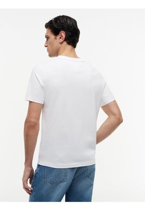Camiseta Blanca De Cuello Redondo Con Corte Regular Tommy Hilfiger