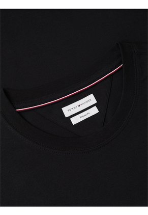 Camiseta Negra De Punto Con Logo Gráfico Tommy Hilfiger