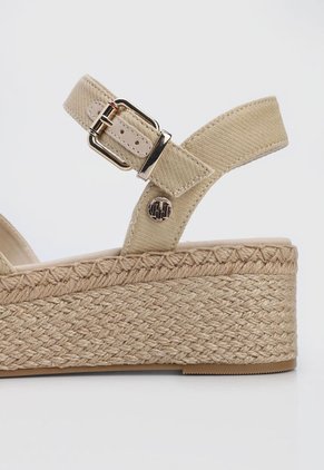 Sandalia Tacón Corrido Beige-Dorado Tommy Hilfiger Shiny Touches