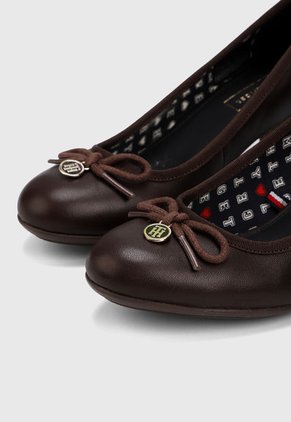 Sandalia Tacón Corrido Café Tommy Hilfiger