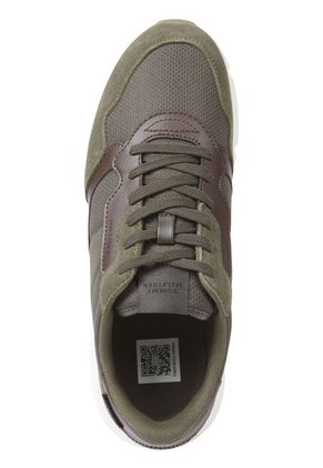 Tenis Verde Deportivas De Ante Con Cordones Tommy Hilfiger