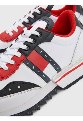 Tenis Bajas Con Media Suela Dentada Hombre Blanco Tommy Hilfiger