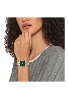 Reloj Tommy Hilfiger Modelo 1782668 Dorado Mujer