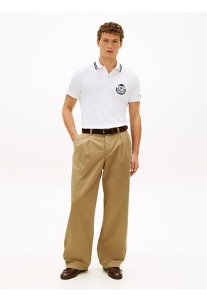 Polo Blanco De Corte Regular Con Escudo Tommy Hilfiger
