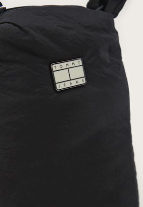 Bolso Para Celular Negro-Gris Tommy Jeans Hype Conscious