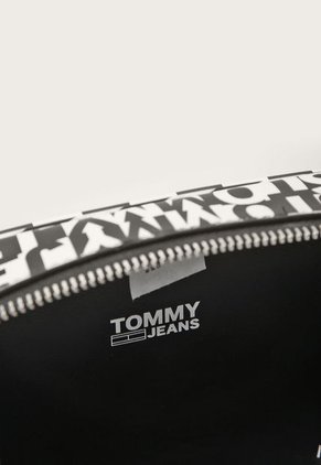 Bolso Manos Libres Blanco-Negro Tommy Jeans