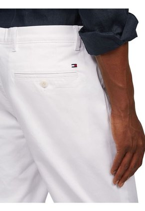 Pantalón Blanco Chino Denton Con Pierna Recta Tommy Hilfiger