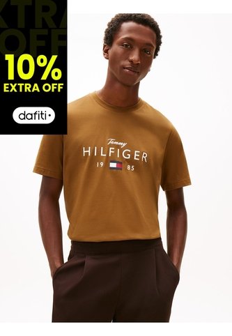 Camiseta Beige De Cuello Redondo Con Logo Gráfico Tommy Hilfiger Tommy Hilfiger