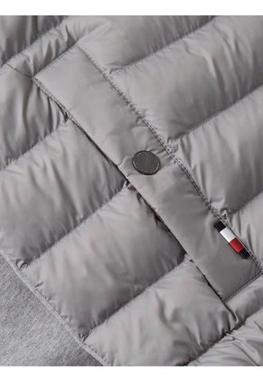 Chaqueta Gris Acolchada Con Cuello Levantado Tommy Hilfiger