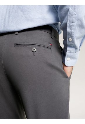 Pantalón Essential Denton De Corte Regular Hombre Negro Tommy Hilfiger