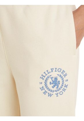 Jogger Blanco Con Monograma TH En El Lateral Tommy Hilfiger
