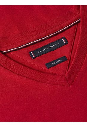Camiseta Roja De Cuello En V Tommy Hilfiger