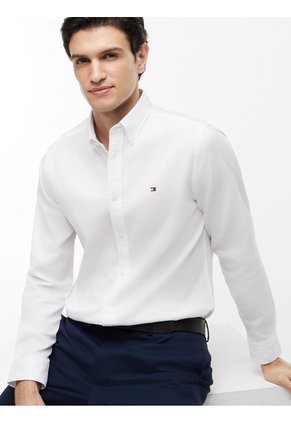 Camisa Blanca De Corte Regular Manga Larga Con Tejido Dobby Tommy Hilfiger