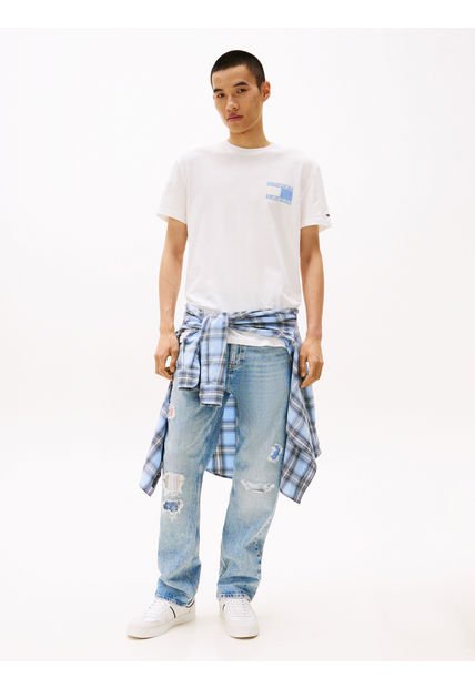 Camiseta Blanca Con Logo En La Parte Trasera Tommy Jeans