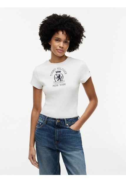 Camiseta Blanca De Corte Slim Con Escudo Tommy Hilfiger