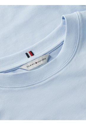 Camiseta Celeste De Cuello Redondo Con Logo Bordado Tommy Hilfiger