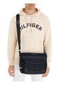 Bolso Con Bolso Pequeño Con Solapa Y Monograma Th Hombre Negro Tommy Hilfiger de Tommy Hilfiger