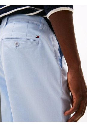 Pantalón Celeste Chino Denton Con Pierna Recta Tommy Hilfiger