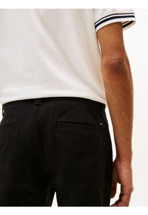 Pantalón Negro Chino Austin De Corte Slim Tommy Jeans