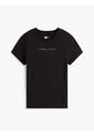 Camiseta Negra De Corte Slim Con Logo Lineal En El Pecho Tommy Jeans de Tommy Hilfiger