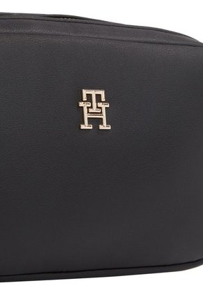 Bolso Negro Cruzado Con Insignia Del Monograma TH Tommy Hilfiger