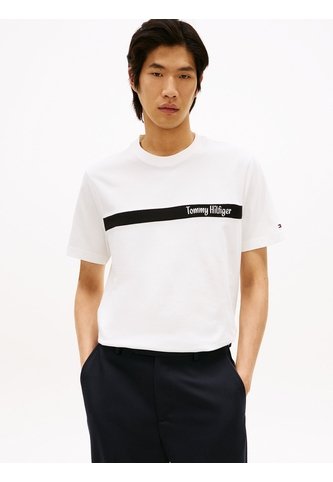Camiseta Blanca Con Diseño De Rayas Gráfica En El Pecho Tommy Hilfiger Tommy Hilfiger