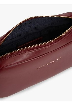 Bolso Rojo Cruzado Essential Con Logo En Bajo Relieve Tommy Hilfiger