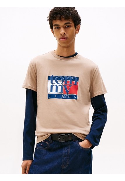 Camiseta Beige Slim Con Logo Gráfico Tommy Jeans