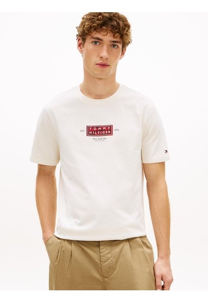 Camiseta Blanca De Punto Con Cuello Redondo Y Logo Tommy Hilfiger