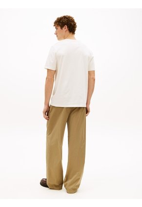 Camiseta Blanca De Punto Con Cuello Redondo Y Logo Tommy Hilfiger