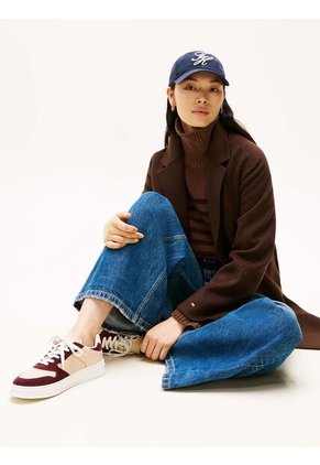 Tenis Marrón De Ante Con Suela Cupsole Tommy Hilfiger