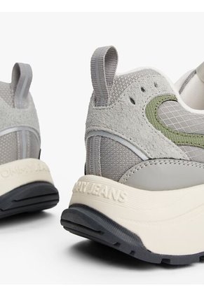 Tenis Gris Con Texturas Mixtas Y Logo Tommy Hilfiger