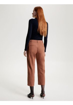 Pantalón Chino Essential Recto De Corte Slim Tommy Hilfiger