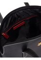 Bolso Negro Satchel Con Insignia Tommy Hilfiger de Tommy Hilfiger