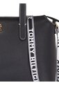 Bolso Negro Satchel Con Insignia Tommy Hilfiger de Tommy Hilfiger