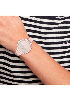 Reloj Tommy Hilfiger Modelo 1782618 Rosa Mujer