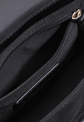 Bolso Manos Libres Negro TOMMY HILFIGER