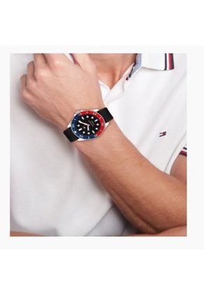 Reloj Tommy Hilfiger Modelo 1792201 Negro Hombre