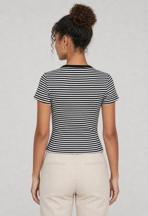 Camiseta TOMMY HILFIGER Essential Negro