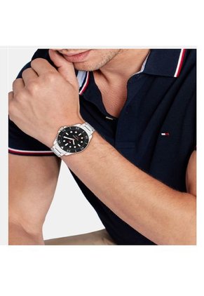 Reloj Tommy Hilfiger Modelo 1792203 Plateado Hombre