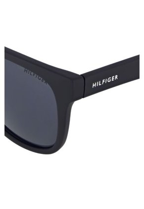 LENTES TOMMY HILFIGER OUTLOOK PARA HOMBRE MP OM611