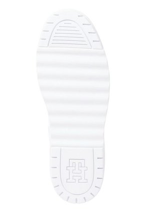 Tenis  Blancos De Cuero Con Mezcla De Texturas Tommy Hilfiger