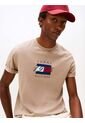 Camiseta Beige De Punto Con Logo Gráfico Tommy Hilfiger de Tommy Hilfiger