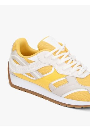 Tenis Amarillo De Cuero Con Monograma TH Tommy Hilfiger