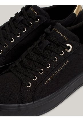 Tenis Negro De Lona Con Talón Metalizado Tommy Hilfiger