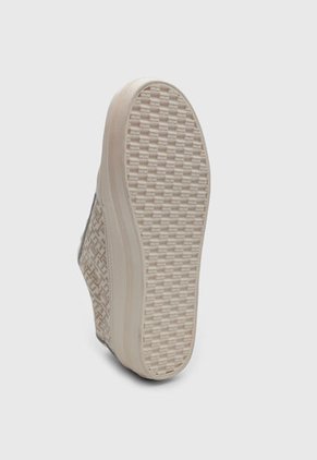 Tenis Lifestyle TOMMY HILFIGER Monogram Marfil