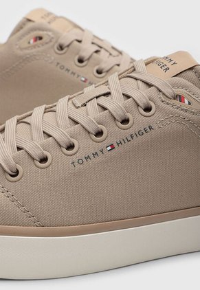 Tenis Casual Tommy Hilfiger Low Core Canvas Taupe