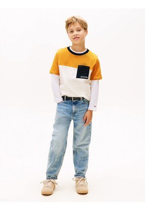 Camiseta Amarilla Con Diseño Colorblock Tommy Hilfiger